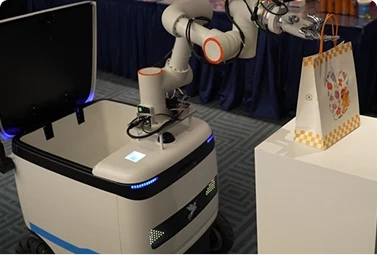 インテリジェントな配達ロボットが街に登場: ラストマイル革命がここに